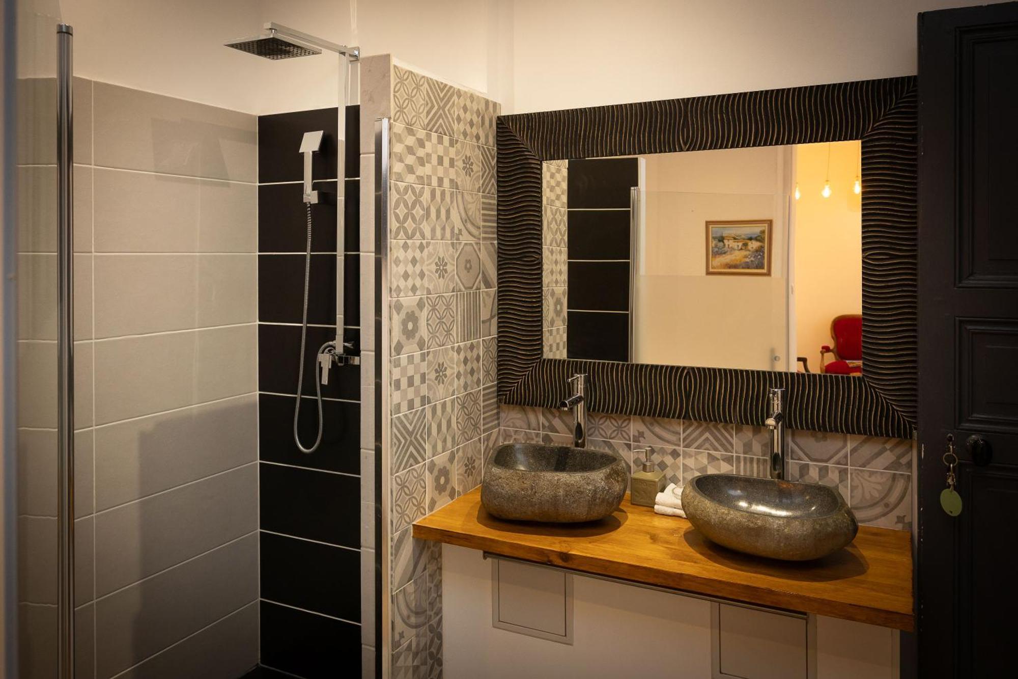 Salutbb D'hote Bed & Breakfast